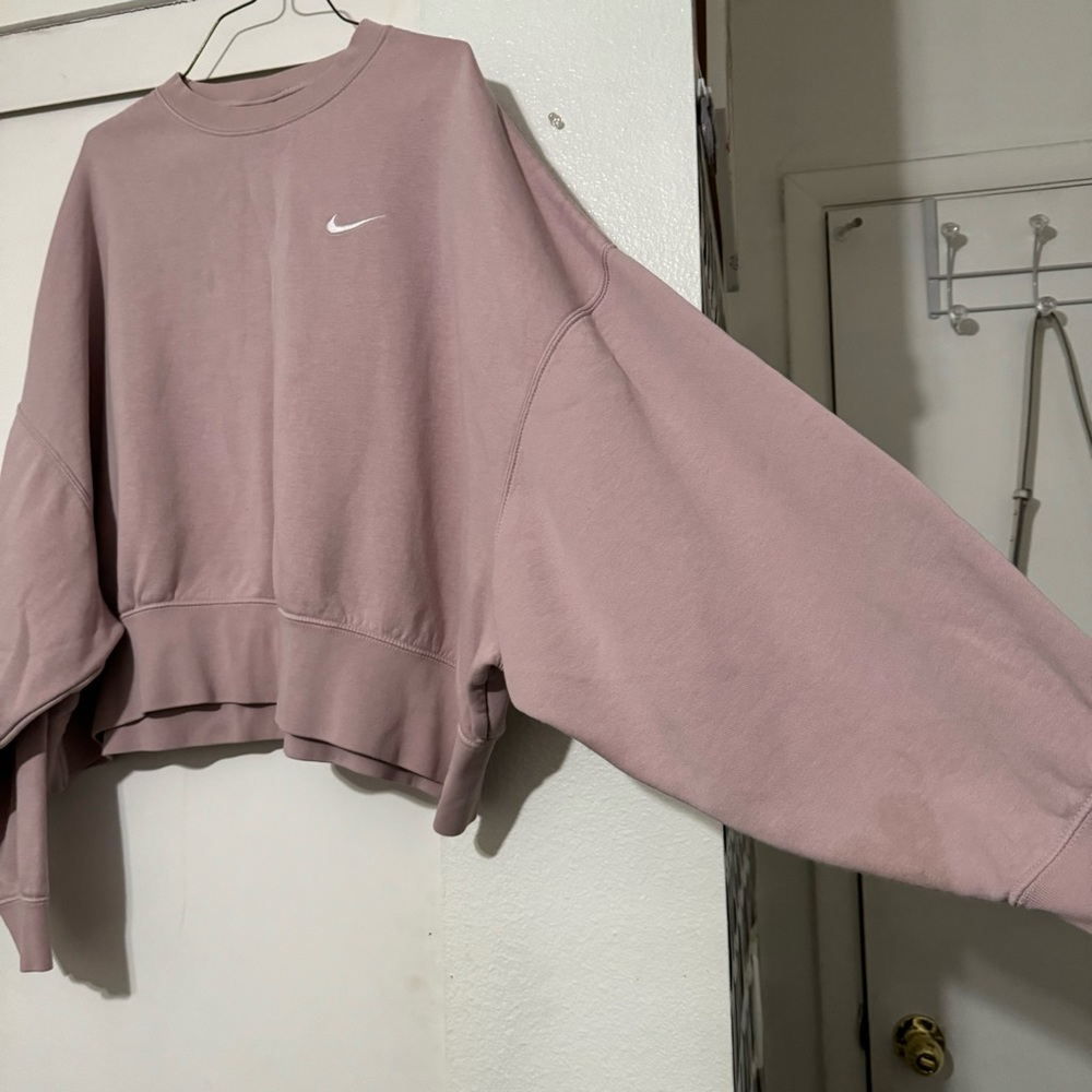 Nike Logo Crop Crewneck Sweatshirt - Picture 2 of 8